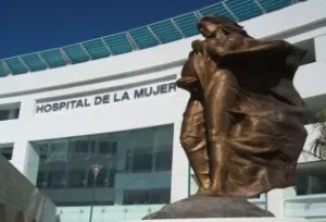 Ahora en Tabasco: Joven da a luz en sala de espera de hospital