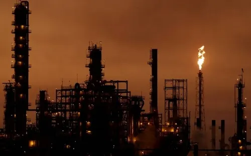 Petróleo mexicano toca su segundo precio más bajo en la historia