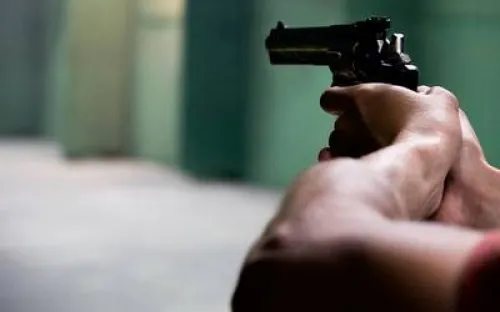 Asaltan empresa y golpean a vigilante de la tercera edad en la colonia Nueva San Salvador