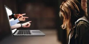 Niñas y adolescentes, las principales víctimas de violencia digital