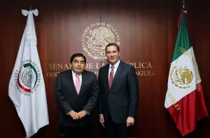 Se reúne Moreno Valle con Miguel Barbosa