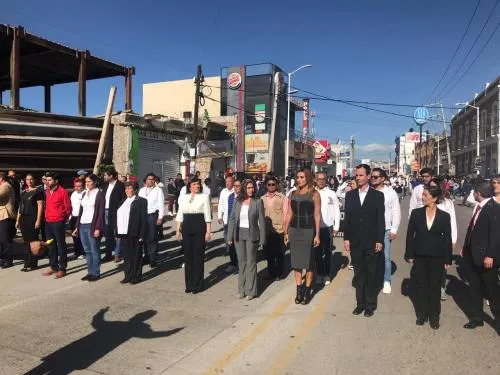 Norma Layón encabezó desfile del CVIII Aniversario del Inicio de la Revolución Mexicana