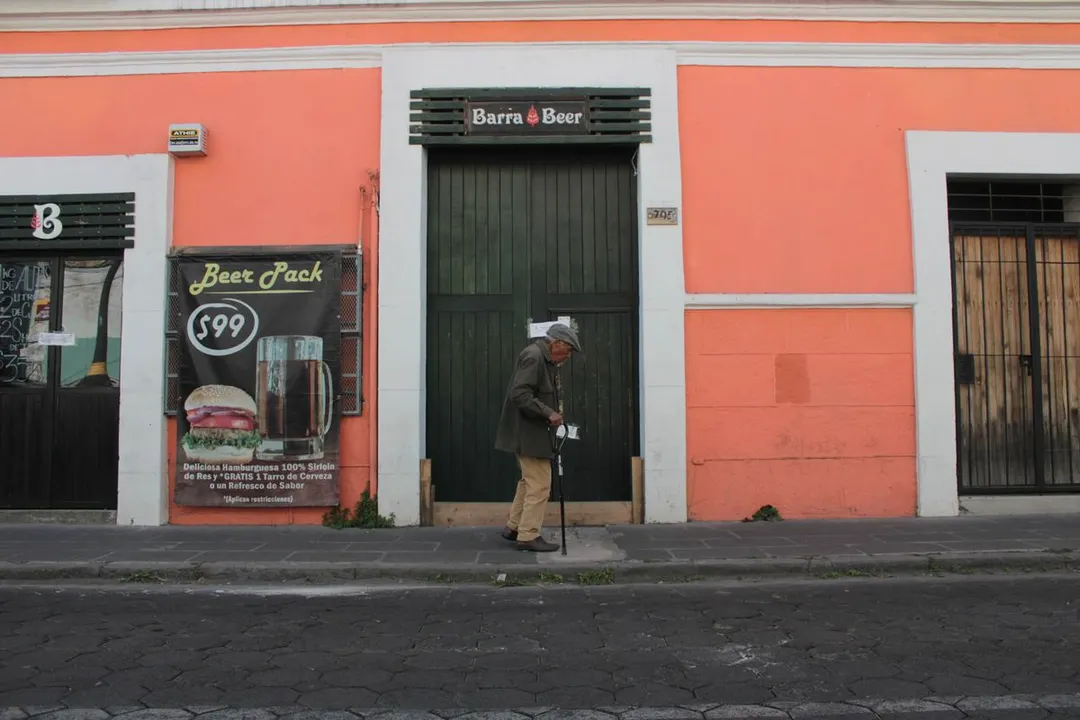 Barra Beer Trata De Personas