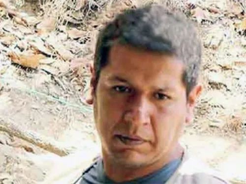 Al periodista Nevith le dieron más de 100 puñaladas