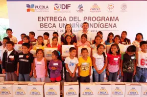 Se incrementó en un 12.25 por ciento el número de menores beneficiados con ”beca un niño indígena”