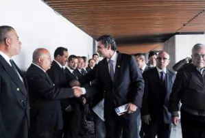 Enrique Ochoa deja la CFE y va por dirigencia nacional priista
