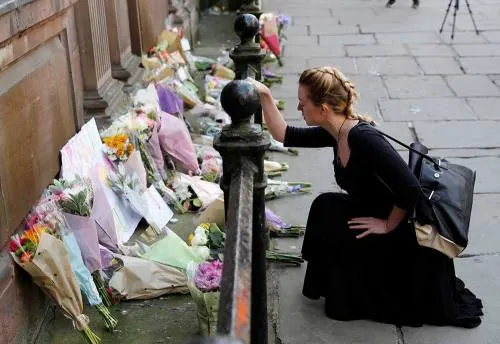 Hay 12 menores heridos en ataque de Manchester; identifican a primeras víctimas