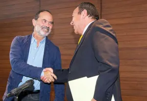 Luego de elecciones PRD y PAN ponen cláusulas al Pacto por México