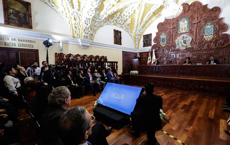 Lilia Cedillo reafirma que seguirá al frente de la BUAP hasta 2029