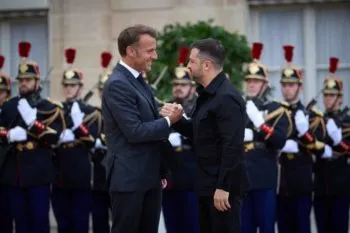 Macron afirma que Europa está dispuesta a ofrecer garantías de seguridad a Ucrania