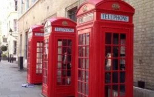 Cabinas telefónicas rojas de Londres se transforman