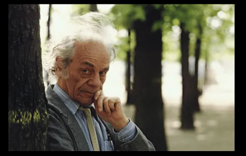 Muere a los 103 años el poeta chileno Nicanor Parra