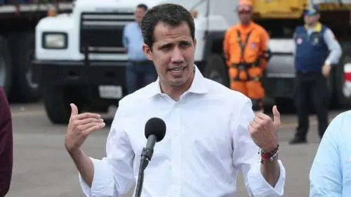 Encarcelarme al regresar a Venezuela sería golpe de Estado: Guaidó