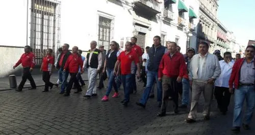 Trabajadores marchan por mejores salarios y respeto a derechos laborales