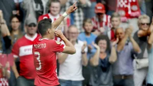 Héctor Moreno marca y le da la victoria al PSV