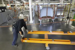 Inversión de VW detonará creación de 12 mil empleos en proveedoras: Canacintra