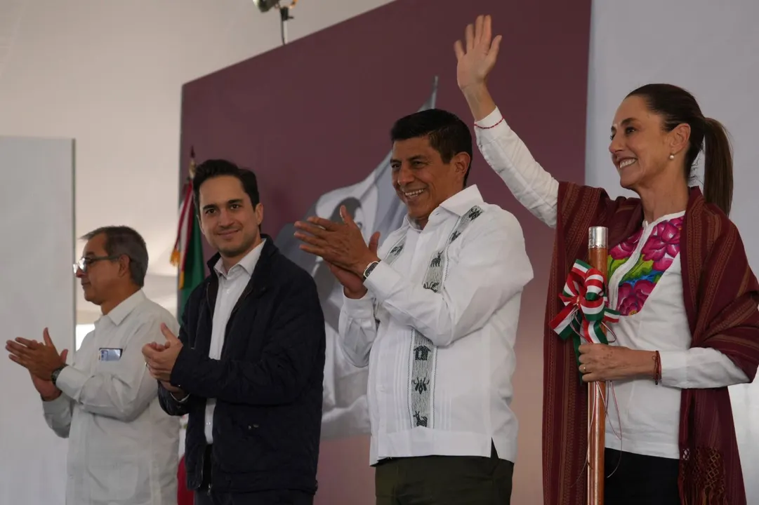 Inauguración de carretera Mitla – Tehuantepec