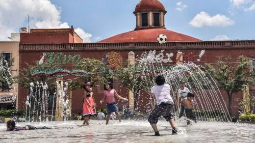Prevén temperaturas por arriba de los 35 grados Celsius en 13 estados del país