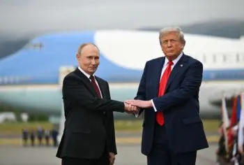 Trump y Putin se reúnen en Alaska para definir un posible alto el fuego en Ucrania