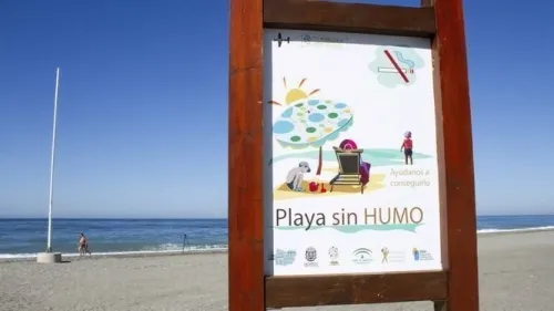 Crece en España el número de playas libres de humo de tabaco