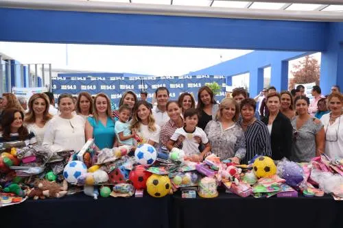 Sistema Estatal DIF organiza festejo con niñas y niños de las Casas de Asistencia