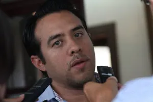 Buscan establecer polígono para ambulantes en el CH