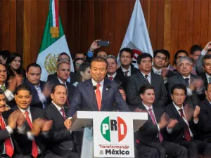 César Camacho comandará bancada priista en San Lázaro