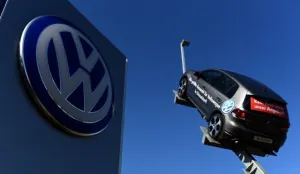 Confesión de ingeniero de VW destapó fraude en motores: prensa