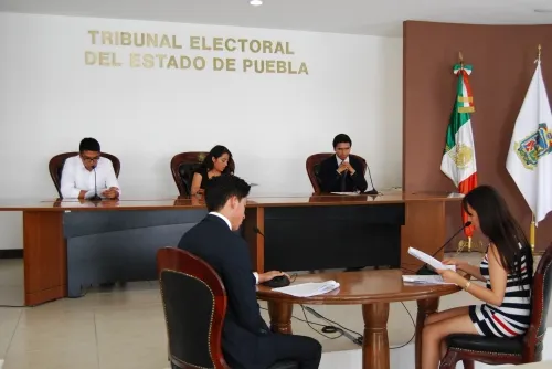 Alumnos de la BUAP participan en “Magistrado por un día”