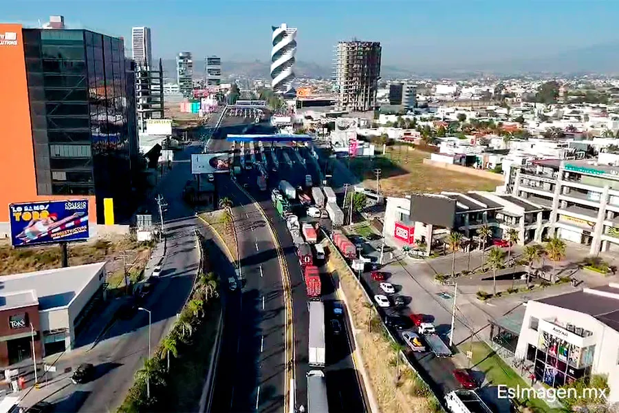 Bloqueo Via Atlixcayotl Secuestro Ahuatempan
