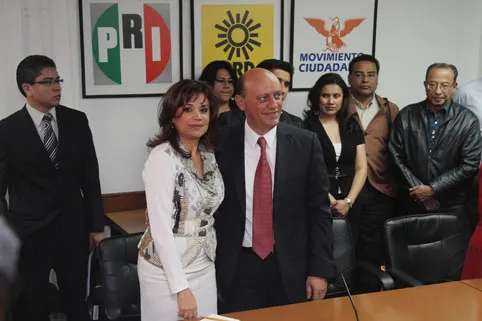 Se registra fórmula del PRI al Senado