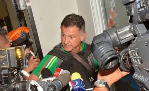 Fracturada la relación entre Juan Carlos Osorio y aficionados mexicanos