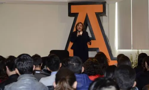 Dictan Cátedra Prima en la Universidad Anáhuac