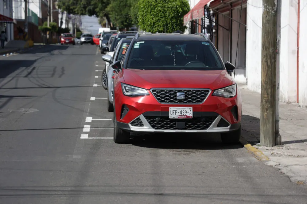 Cajones de estacionamiento