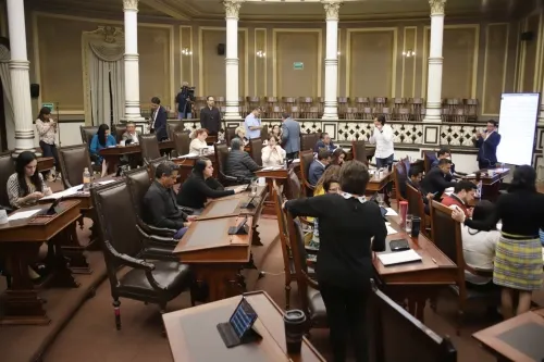 Restringen acceso al Pleno del Congreso por Coronavirus