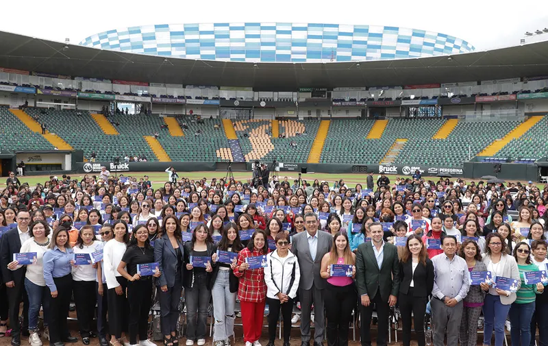 Gobierno Estatal promueve el crecimiento profesional de las mujeres