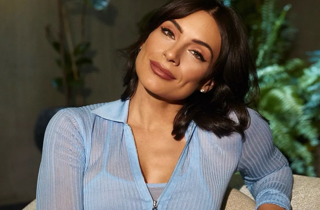 Ana Brenda se retira implantes mamarios