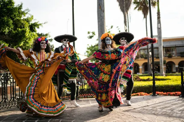 Programa Secretaría de Cultura teatro, música y danza en “Entre Vivos y Muertos”