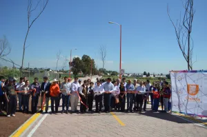 Entrega José Juan Espinosa obras y servicios en juntas de San Pedro