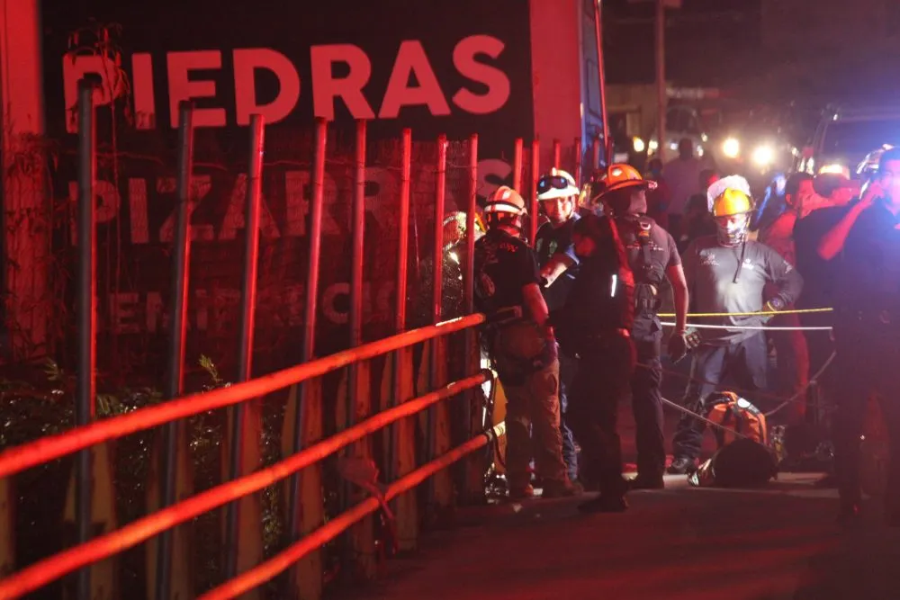 Encuentran cuerpo en el río Atoyac, debajo de la Vía Atlixcáyotl