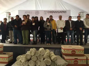 Entrega SEDESOL apoyos a pobladores de Chignahuapan