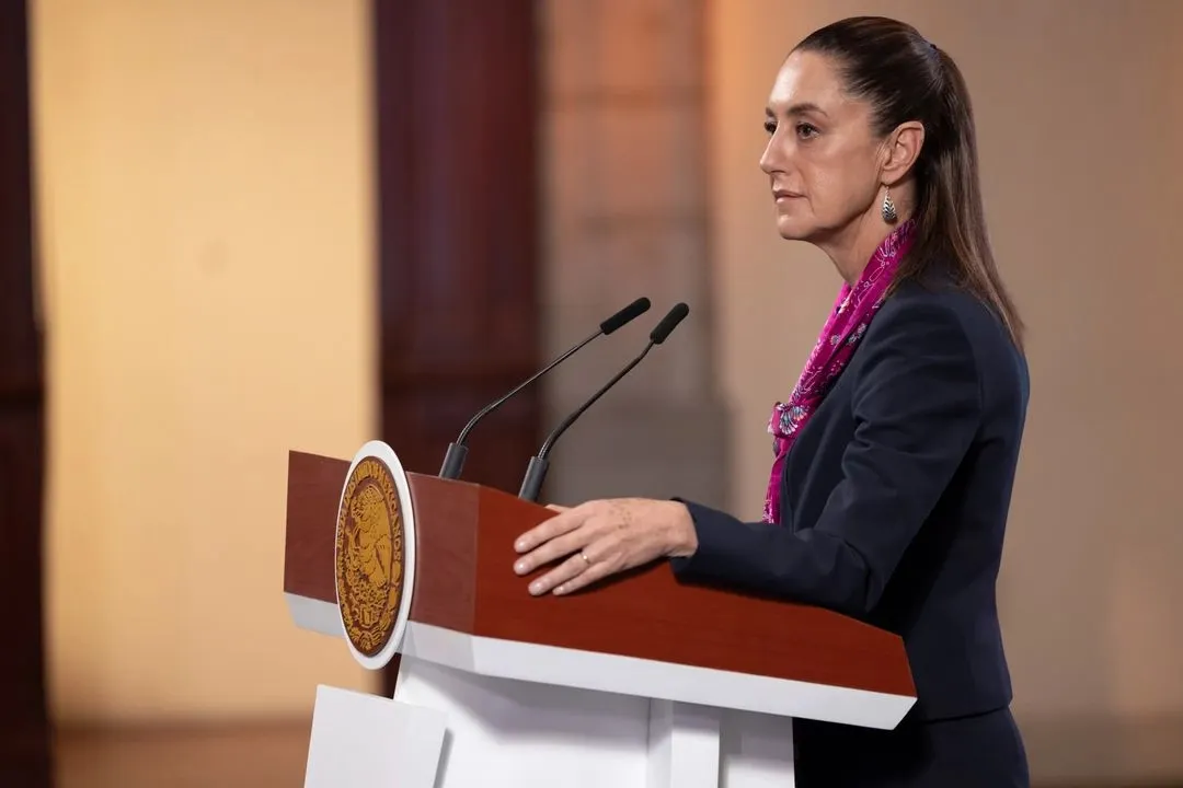Anuncia Sheinbaum la desaparición del Usicamm y una reducción en la edad de jubilación para maestros