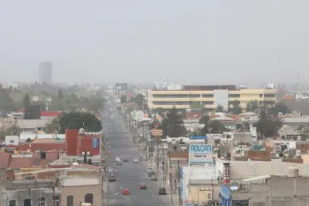 Caída de ceniza en Puebla: Suspenden actividades al aire libre