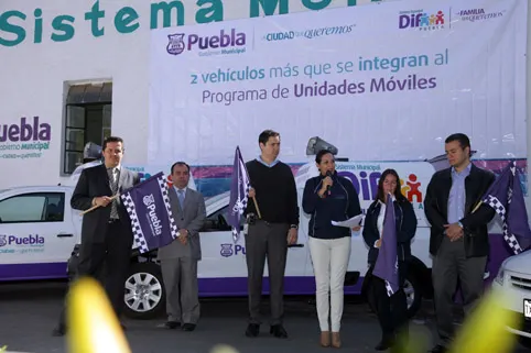 Incorpora SMDIF dos vehículos más al Programa Unidades Móviles de Abasto