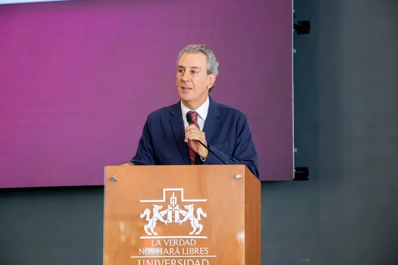 En favor de las poblanas: Ibero Puebla celebra la clausura de formación en economía social