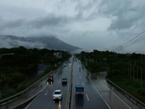“Selma” deja daños menores en El Salvador