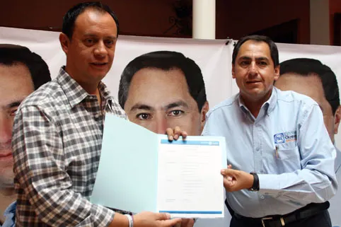 Enrique Guevara hace pública su declaración patrimonial