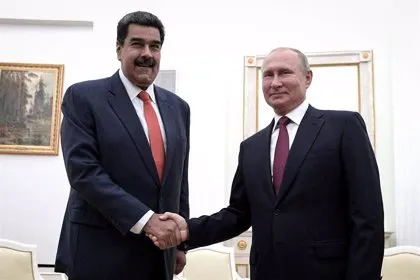 Putin y Maduro hablan por teléfono sobre “situación de Ucrania”