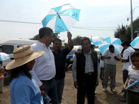 Respaldan transportistas de la región de Cholula a Francisco Covarrubias