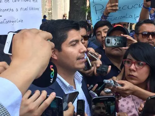 Diputados aprueban sanción a Rivera; PRI lo avala